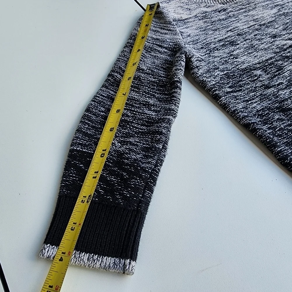 Gap Kids Cotton Sweater Boys Ivory Black Ombree Long Sleeves Pullover Sz XS